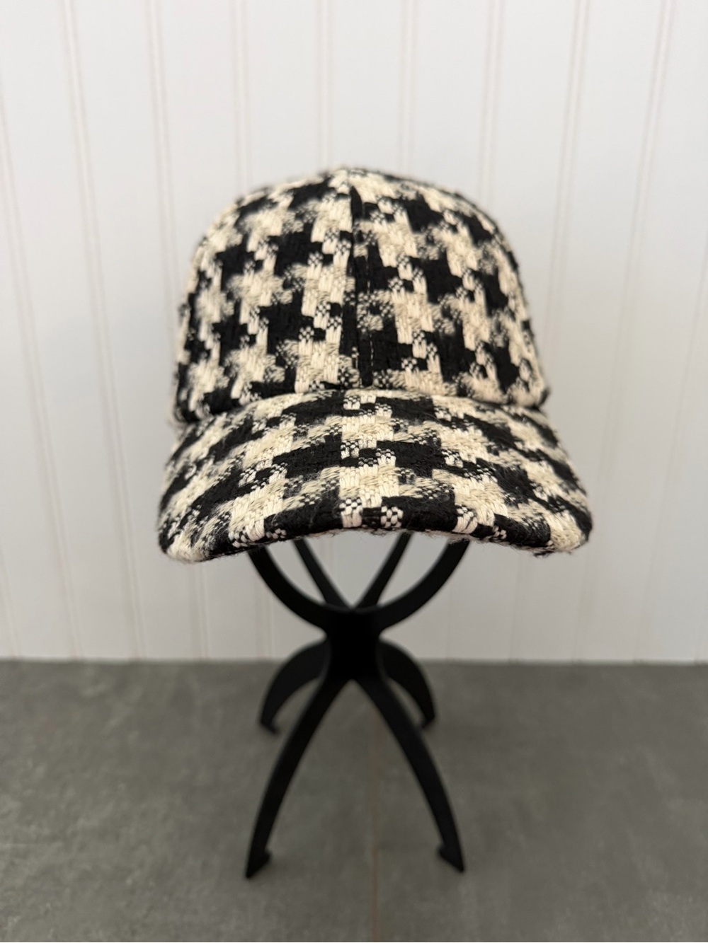 H&M Houndstooth Baseball Cap size M/L